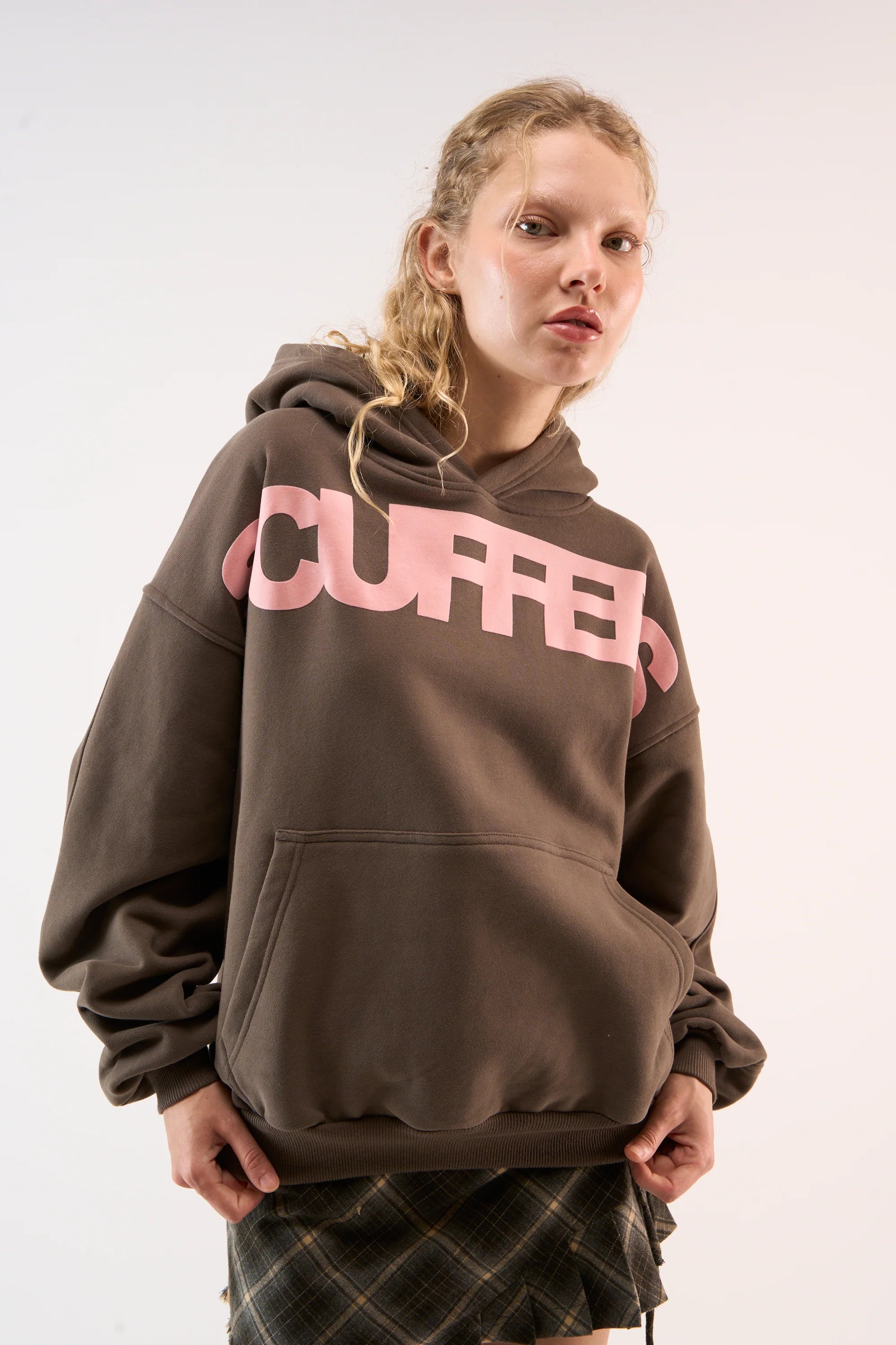 Polerón Scuffers Flock Brown + Envío gratis