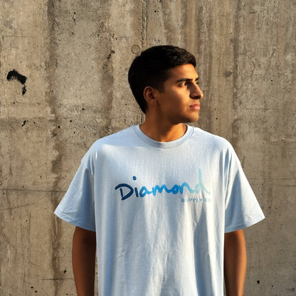 Polera Diamond Supply Fade Ligjt Blue