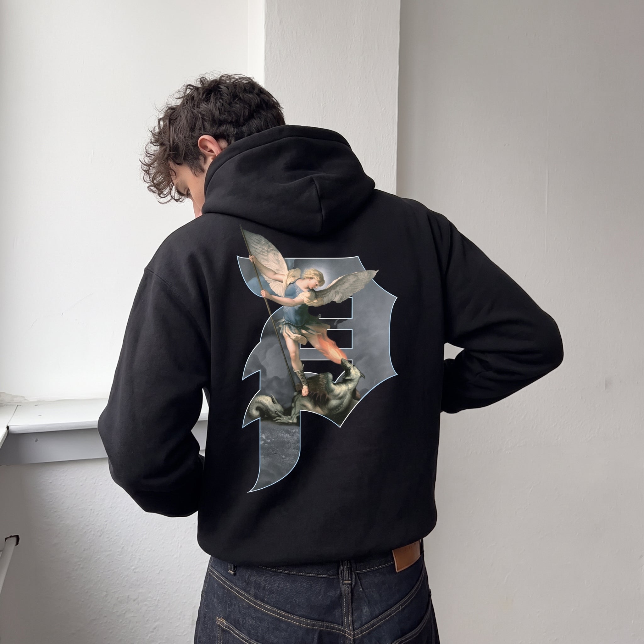 Polerón Primitive Redemption HW Black