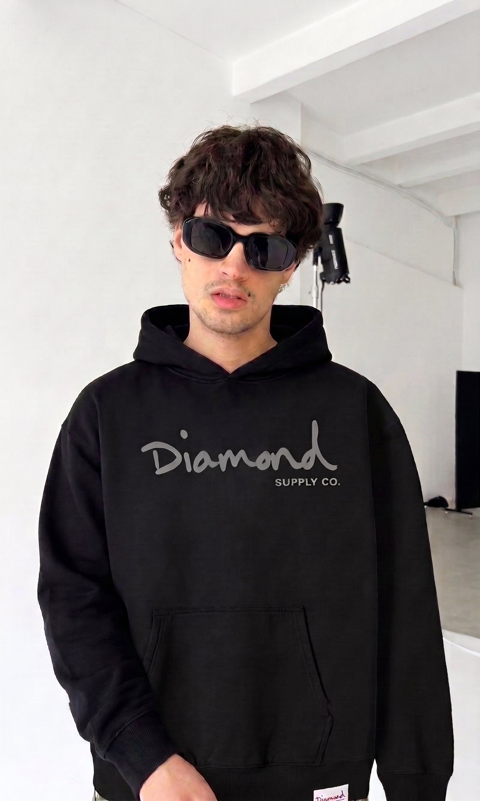 Poleron Diamond OG SCRIPT Black